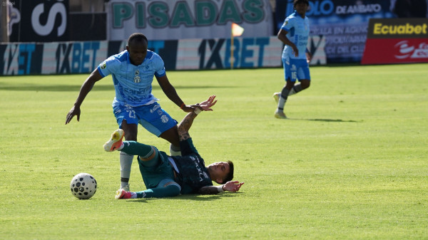 Macará frena 1-0 a Emelec