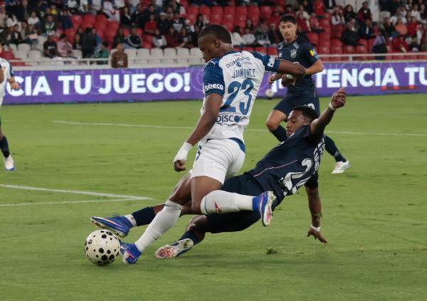 Liga, en un suspiro, lo vira 2-1 a U. Católica