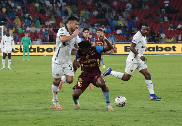 Macará domina 2-1 a Liga de Quito en Casa Blanca
