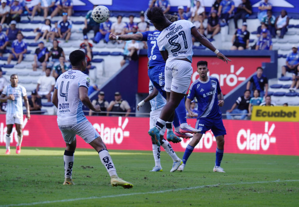 Guayaquil City desenchufa 1-0 a Emelec en el Capwell